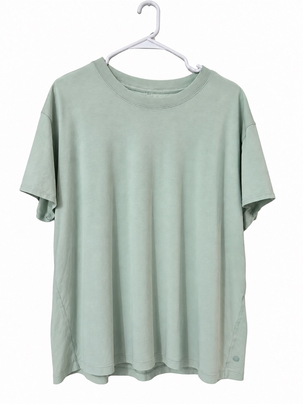 Lululemon Women’s 2XL Pale Sage Green Crewneck T-Shirt